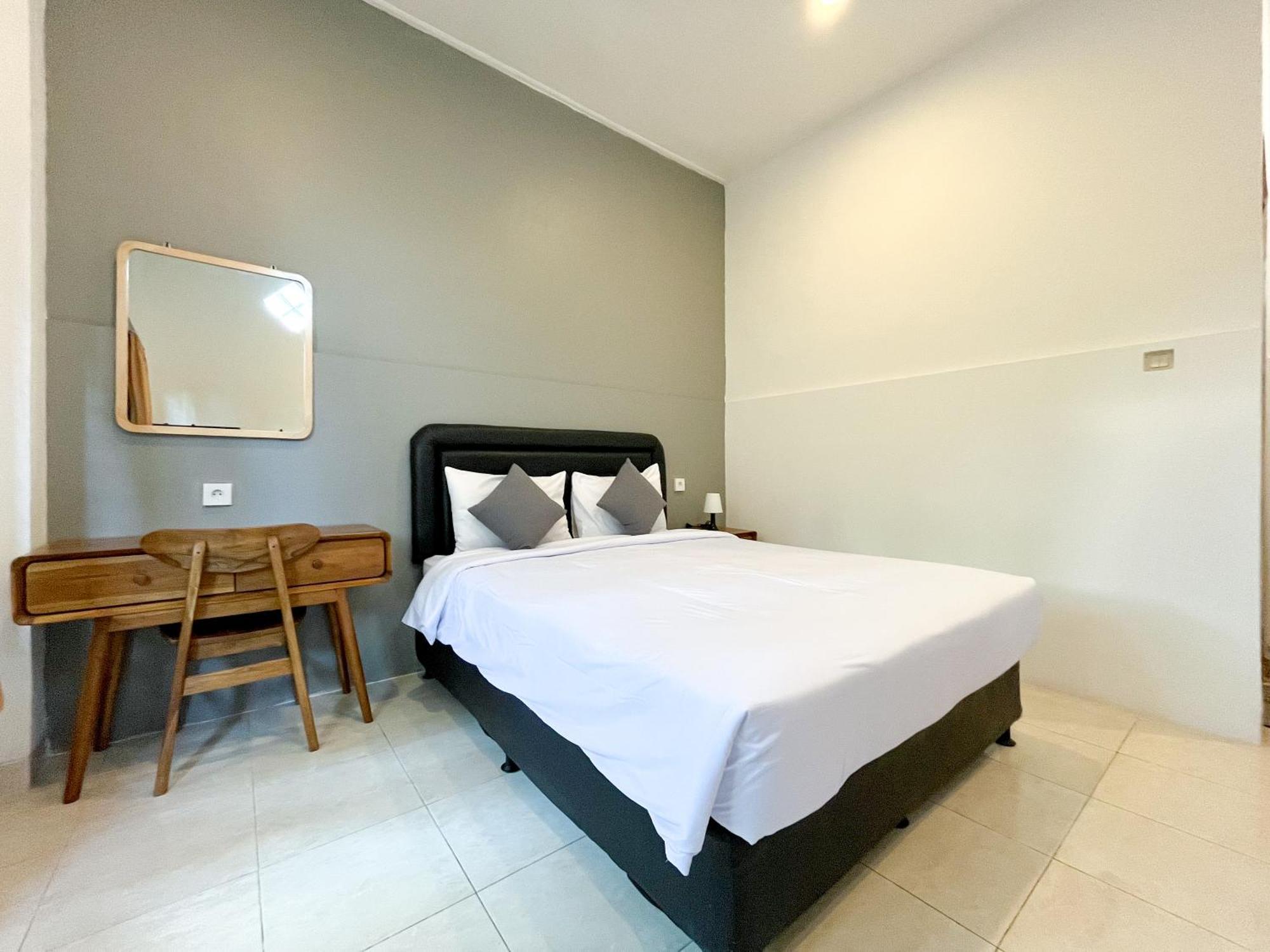 Adi Surya Guest House 세미냑 외부 사진